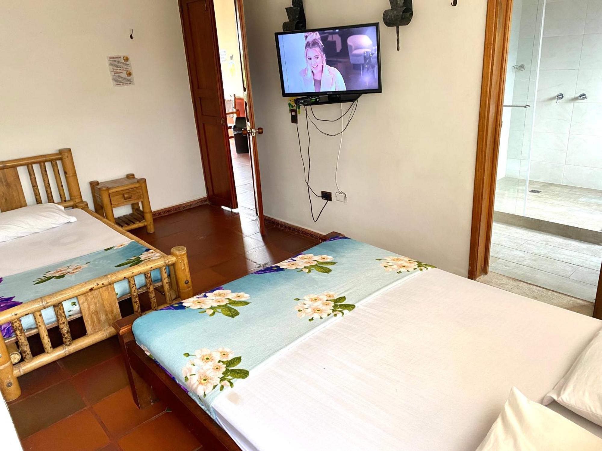 Cocos Hotel