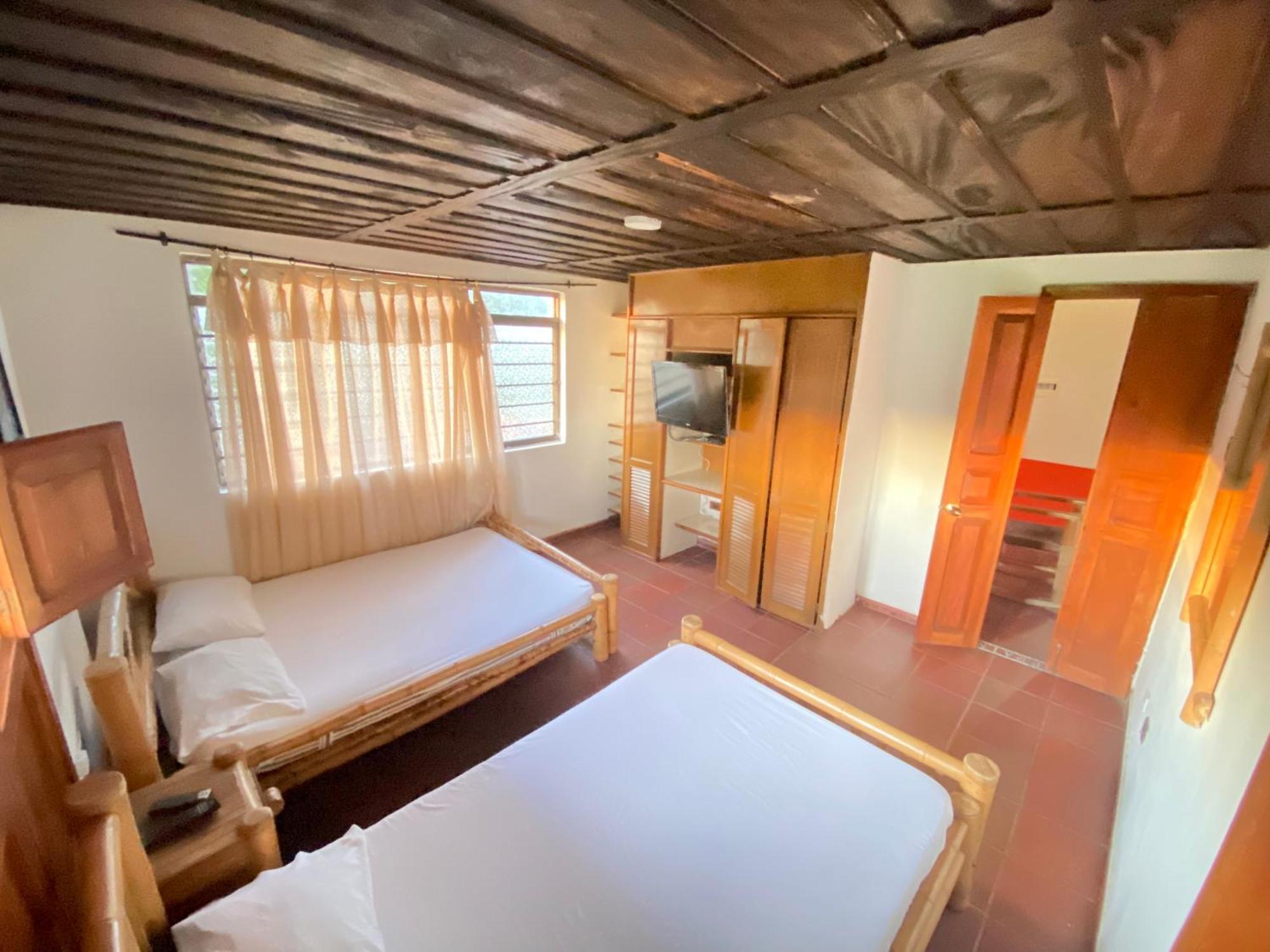 Cocos Hotel 5*